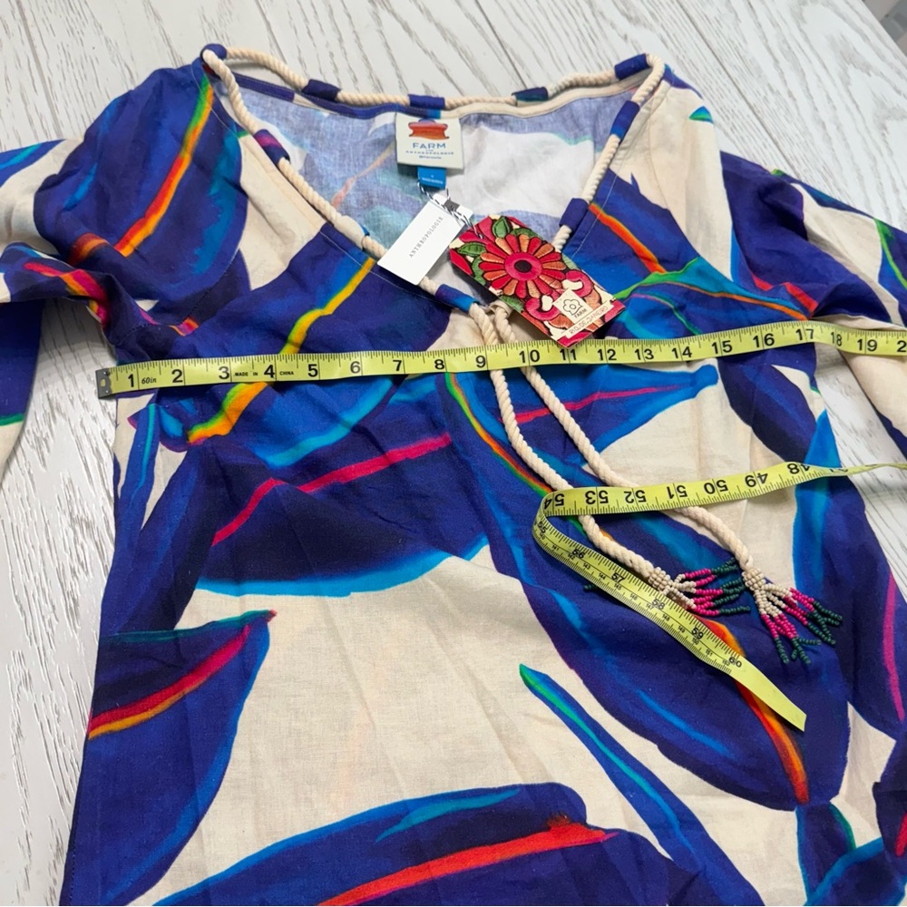 FARM Rio Multicolor V-Neck Top - Picture 13 of 16